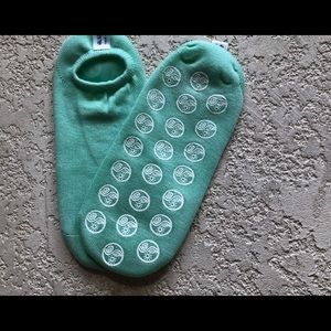 Earth Therapeutics Gel Socks